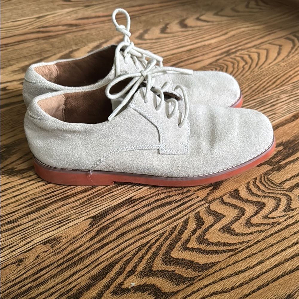 Florsheim Men's Cream Suede Oxfords with Brown Sole